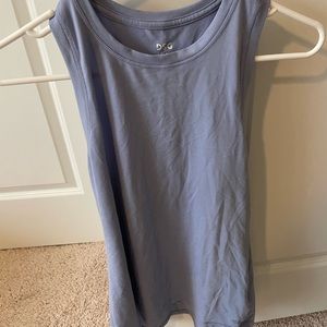 Dick’s Sporting Goods periwinkle athletic Razorback top size xsmall